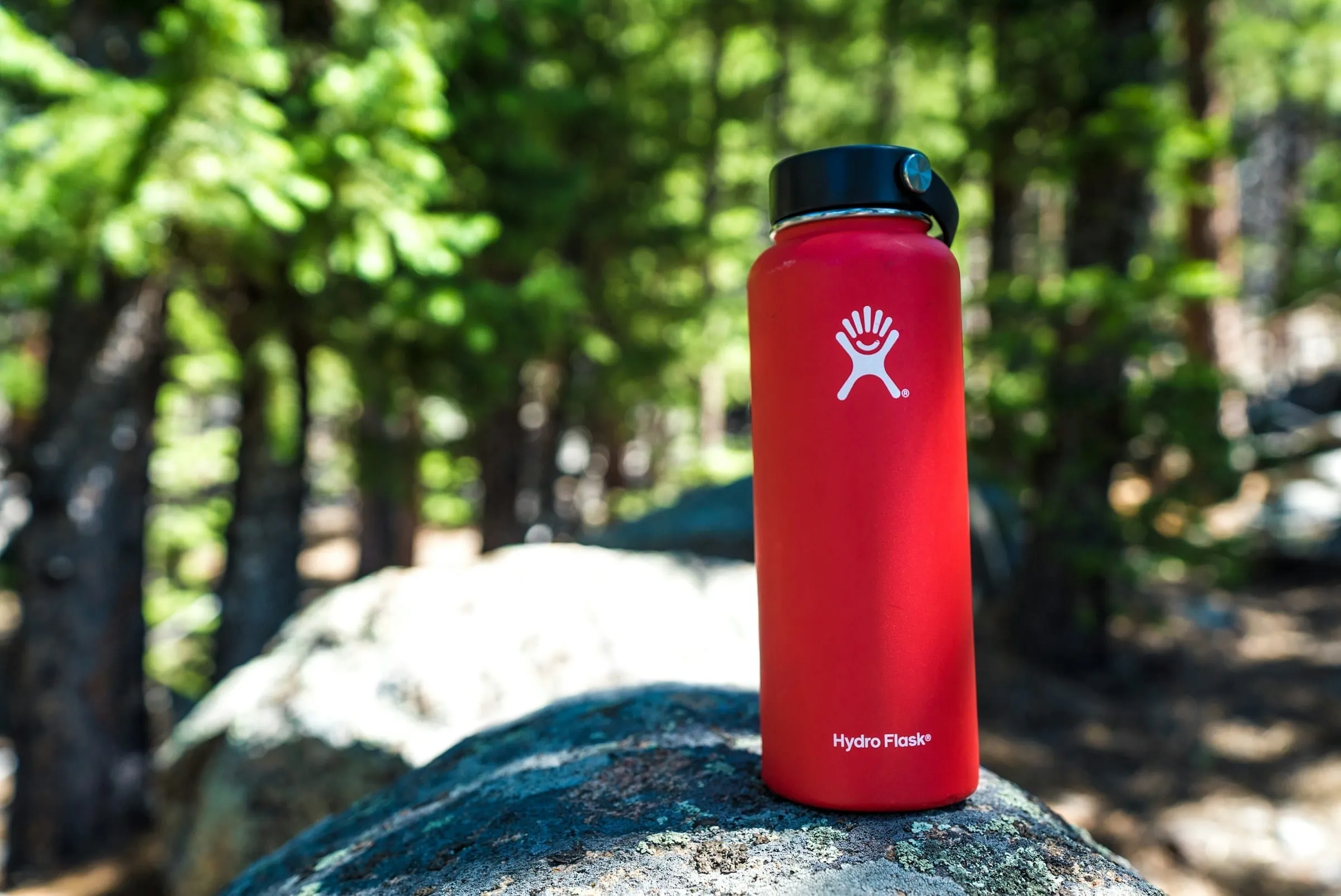 Best Water Bottles and Hydration Packs for Texas Summer Hikes